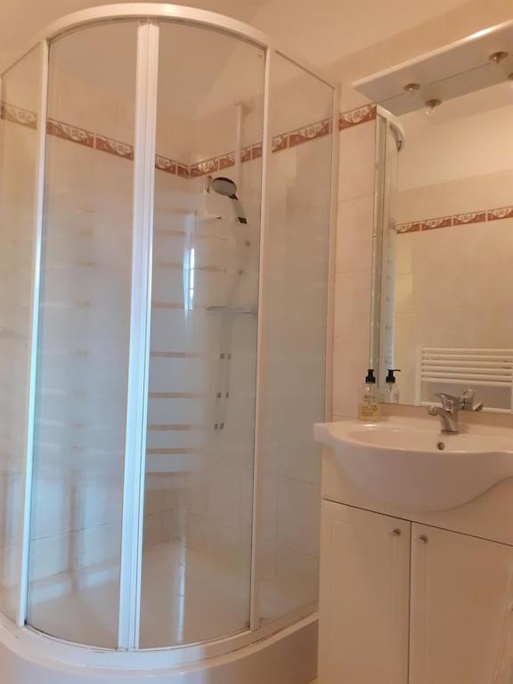 Maison Renovee Sur Domaine Viticole Renovated Old House On Wine Estate *